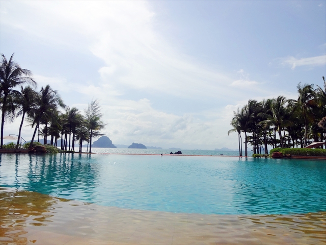 POOL SEA potomak